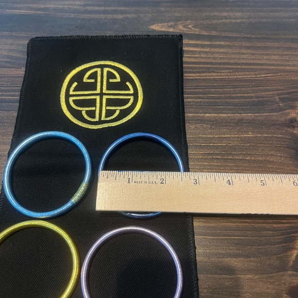 New! BudhaGirl Multi Color All Weather Bangles Bracelets Medium - Picture 8 of 15